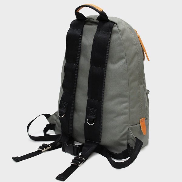 500d daypack (7)